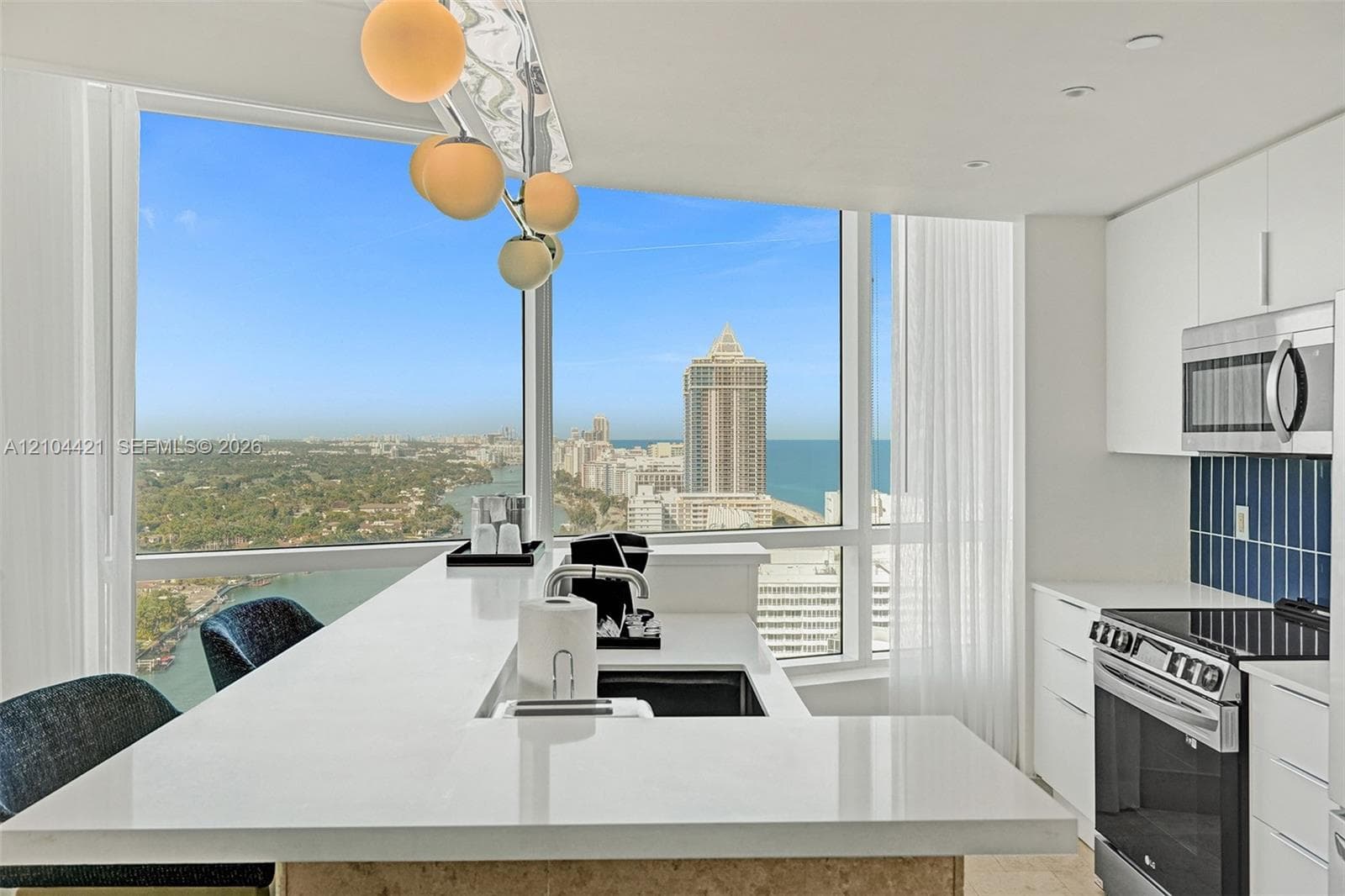Fontainebleau Tresor · #2915 in Miami Beach - Photo 17