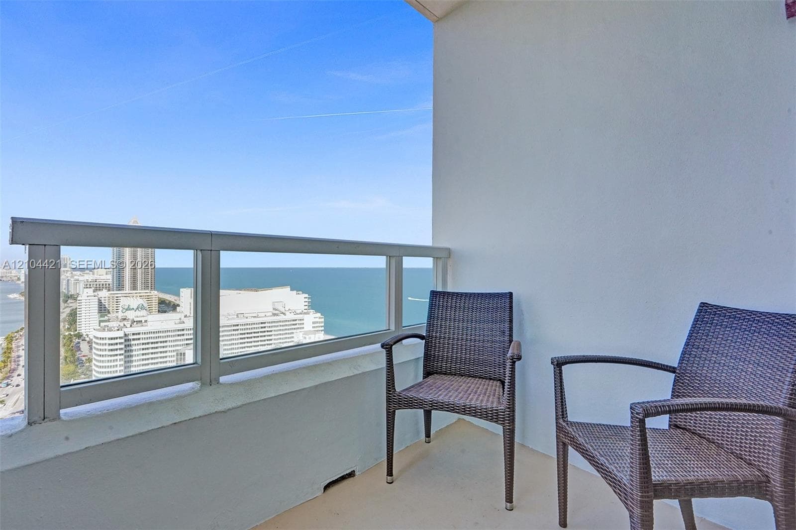 Fontainebleau Tresor · #2915 in Miami Beach - Photo 4