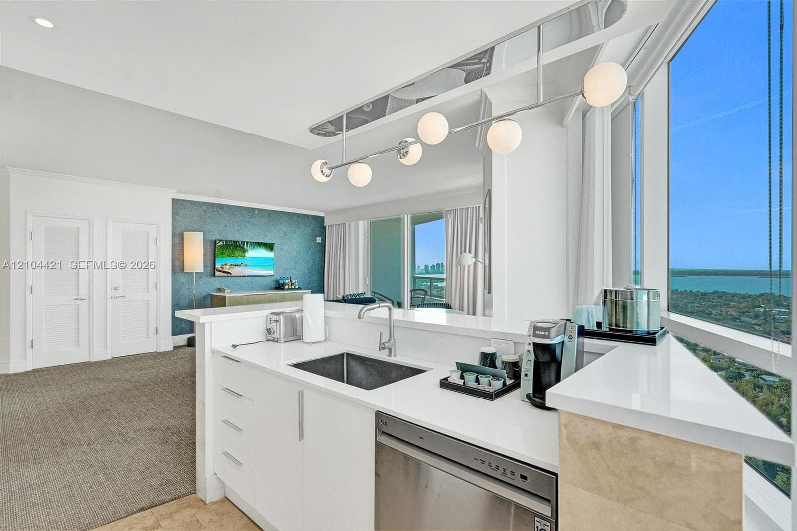 Fontainebleau Tresor · #2915 in Miami Beach - Photo 21
