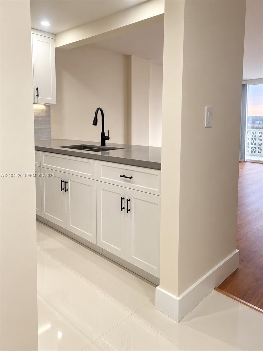 KEYSTONE HARBOR CLUB COND · #804 in North Miami - Photo 11