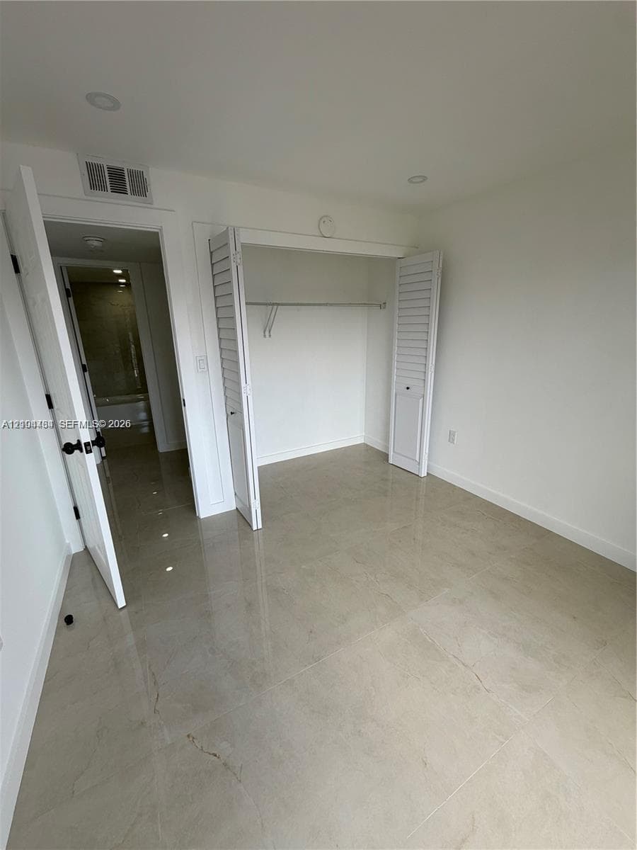 VERSAILLES PLAZA CONDO · #201 in Hialeah - Photo 6