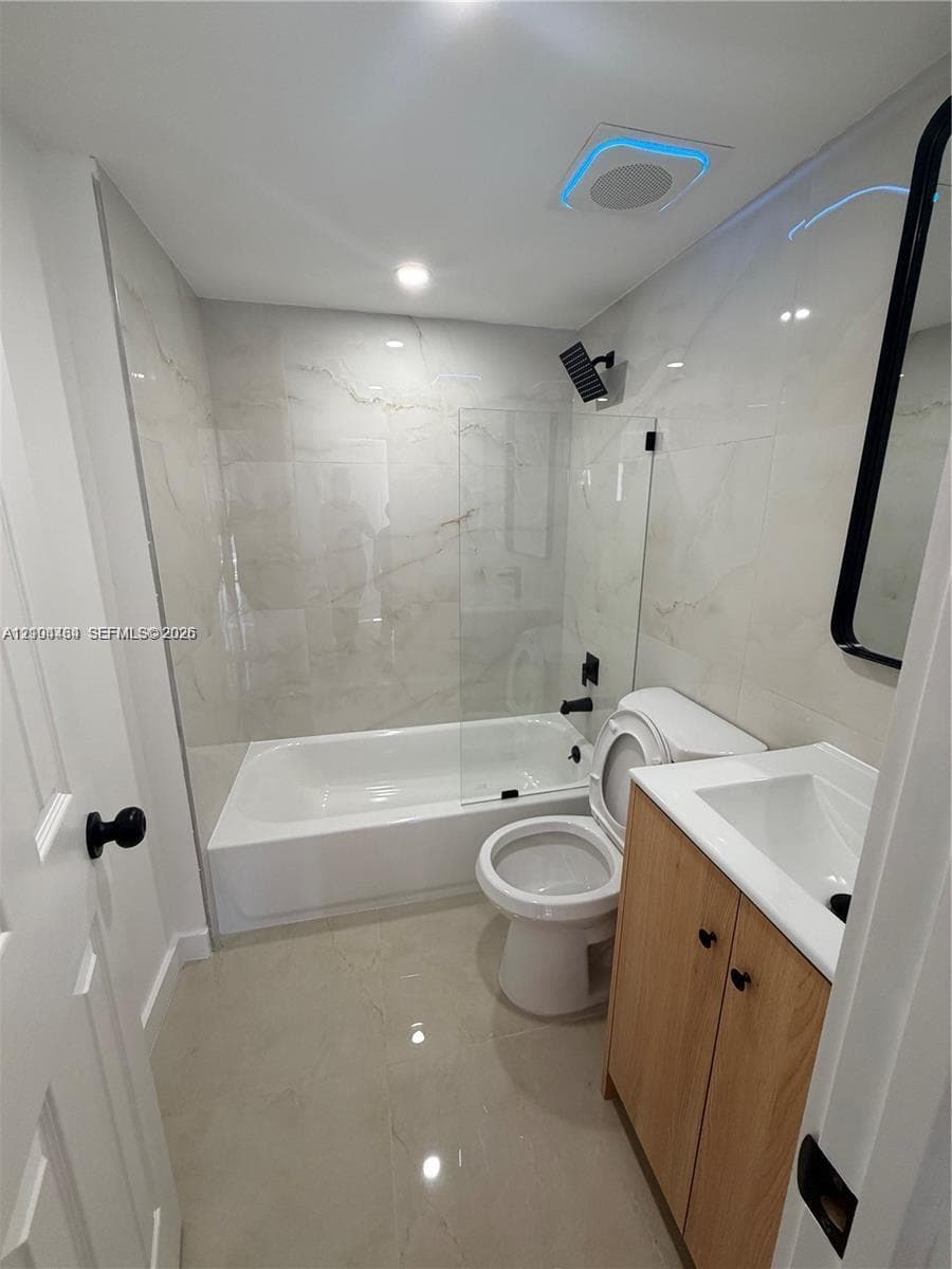 VERSAILLES PLAZA CONDO · #201 in Hialeah - Photo 14