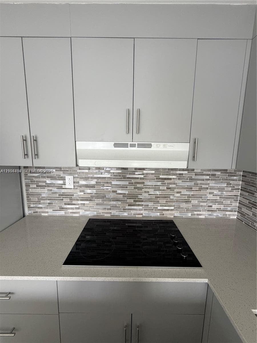 VERSAILLES PLAZA CONDO · #201 in Hialeah - Photo 15