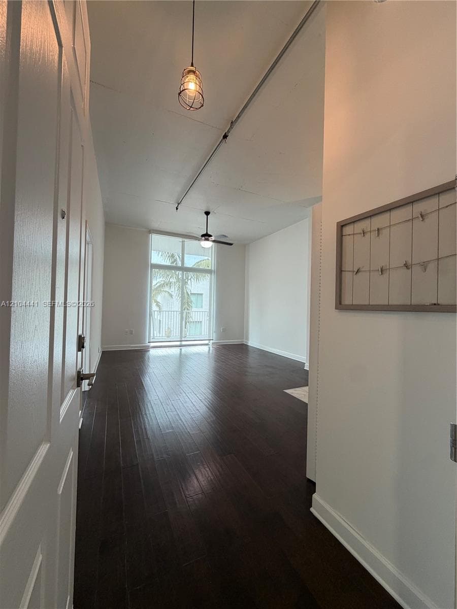 LOFTS AT HOLLYWOOD STATIO · #320 in Hollywood - Photo 17