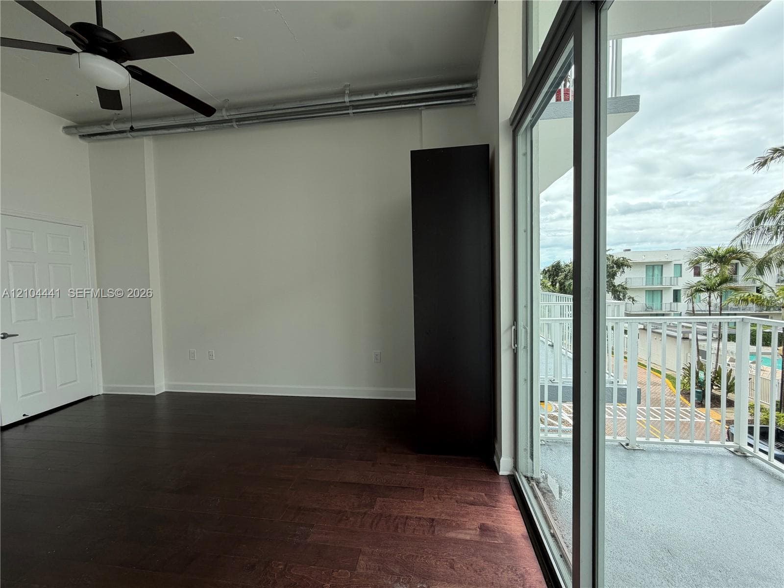 LOFTS AT HOLLYWOOD STATIO · #320 in Hollywood - Photo 14