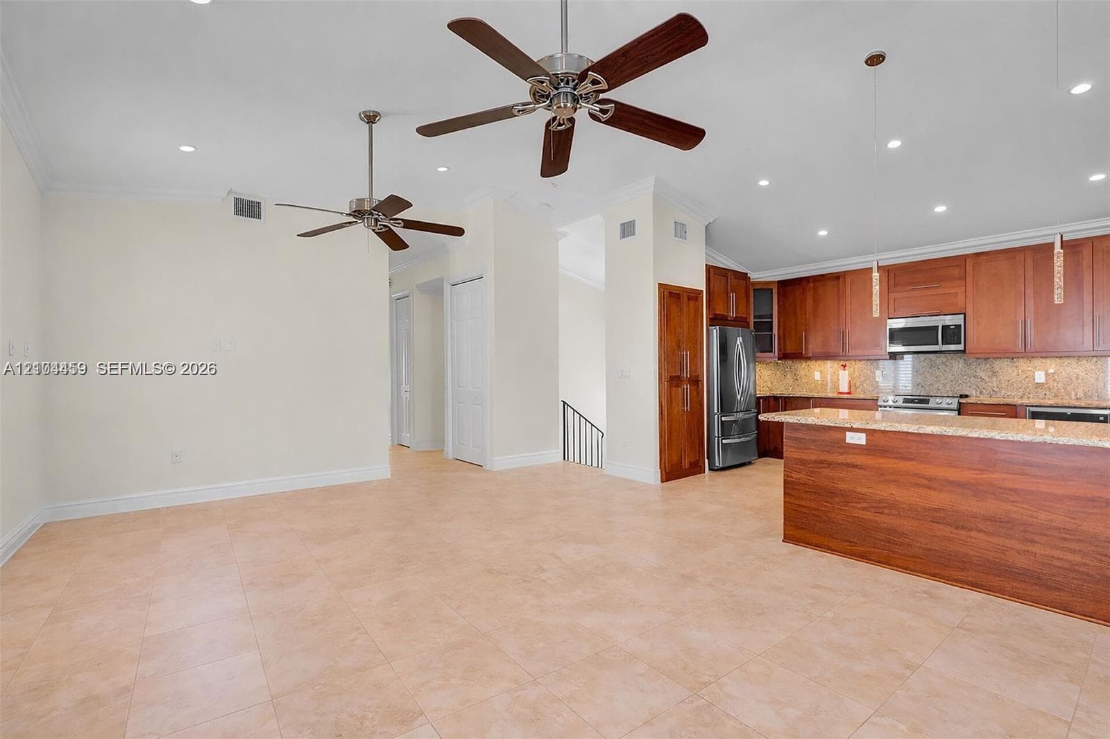 226 Normandy Dr photo 28