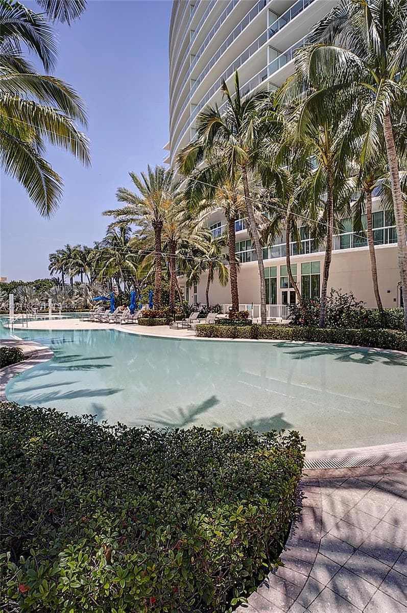 THE PLAZA AT OCEANSIDE · #1412 in Pompano Beach - Photo 36