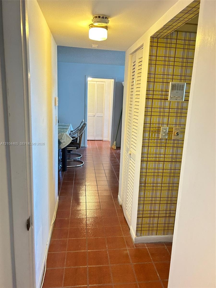 CARIBBEAN BREEZE CONDO · #560 in Sunny Isles Beach - Photo 9