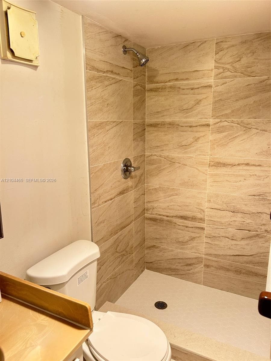 CARIBBEAN BREEZE CONDO · #560 in Sunny Isles Beach - Photo 18