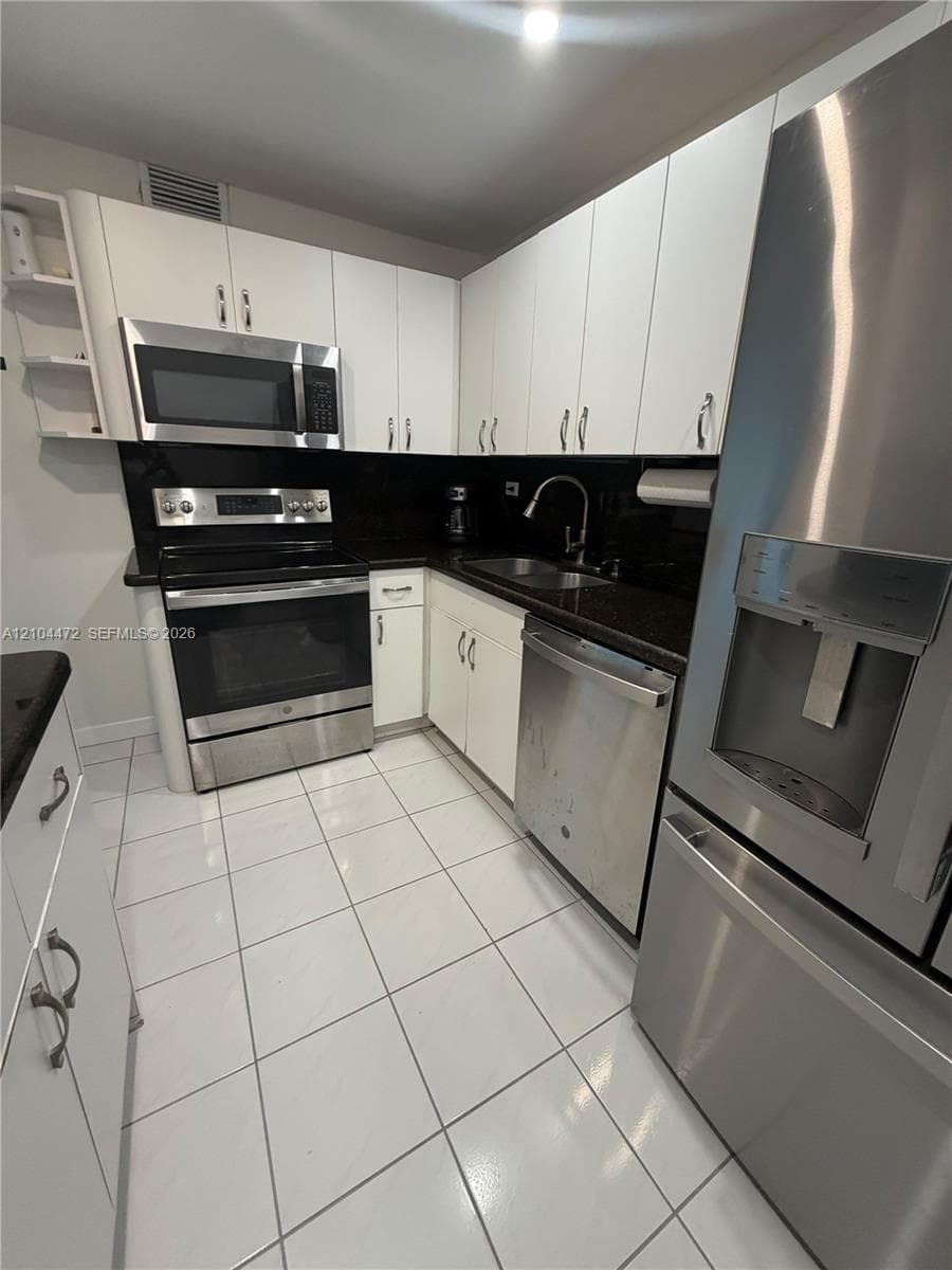 GRANDA DADELAND CONDO · #201E in Miami - Photo 5