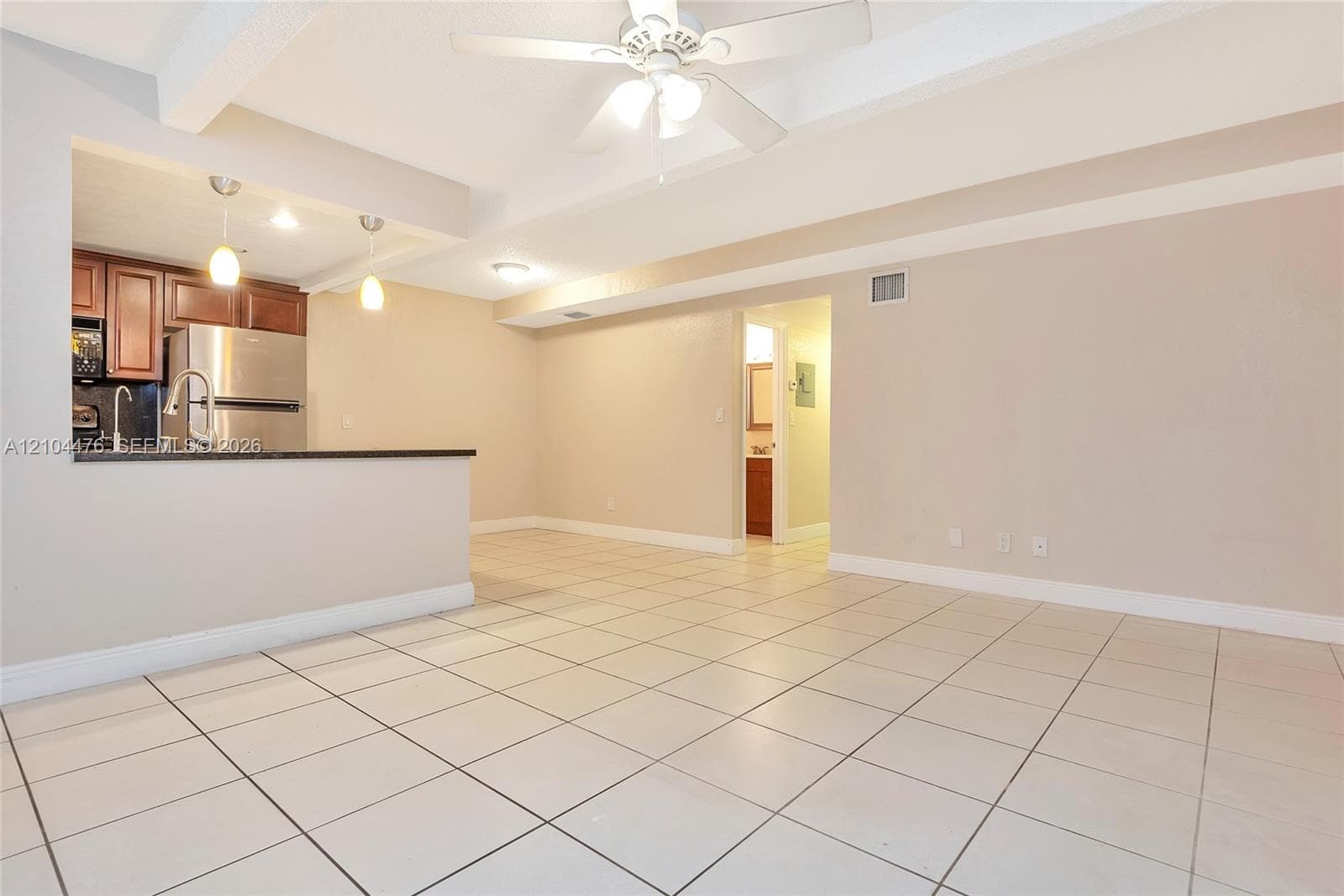 VILLAGE TOWNHOUSE-POMPANO · #403 in Pompano Beach - Photo 4