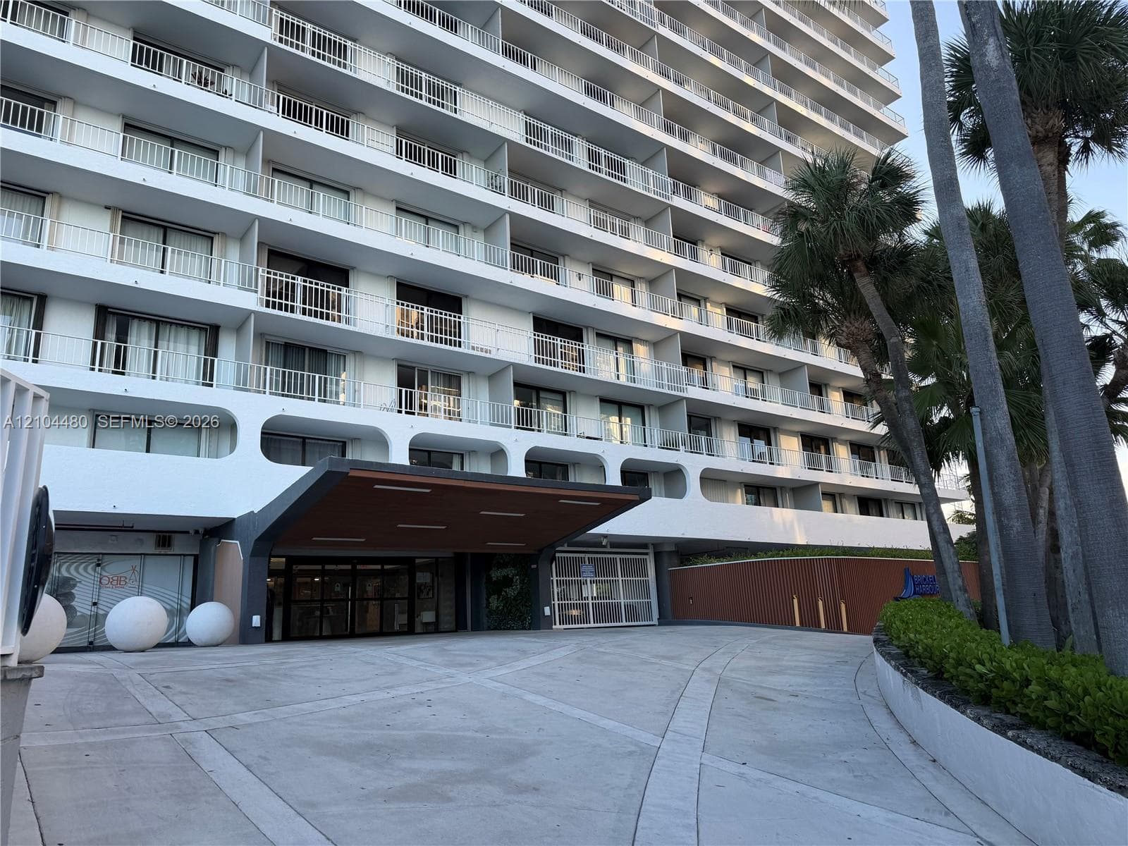 Brickell Harbour · #4I in Miami - Photo 3