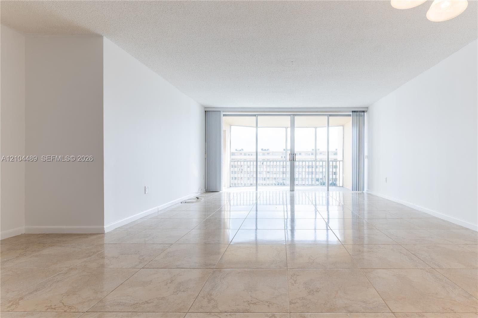 JADE WINDS GROUP-DAISY GA · #714-2 in Miami - Photo 27