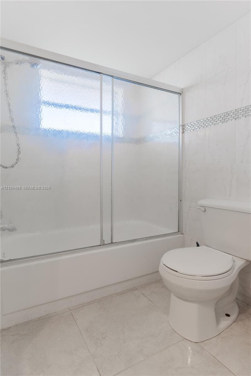 JADE WINDS GROUP-DAISY GA · #714-2 in Miami - Photo 26