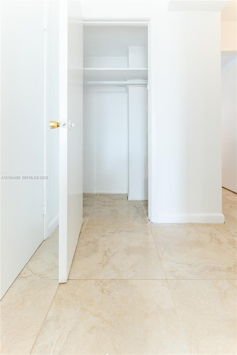 JADE WINDS GROUP-DAISY GA · #714-2 in Miami - Photo 22