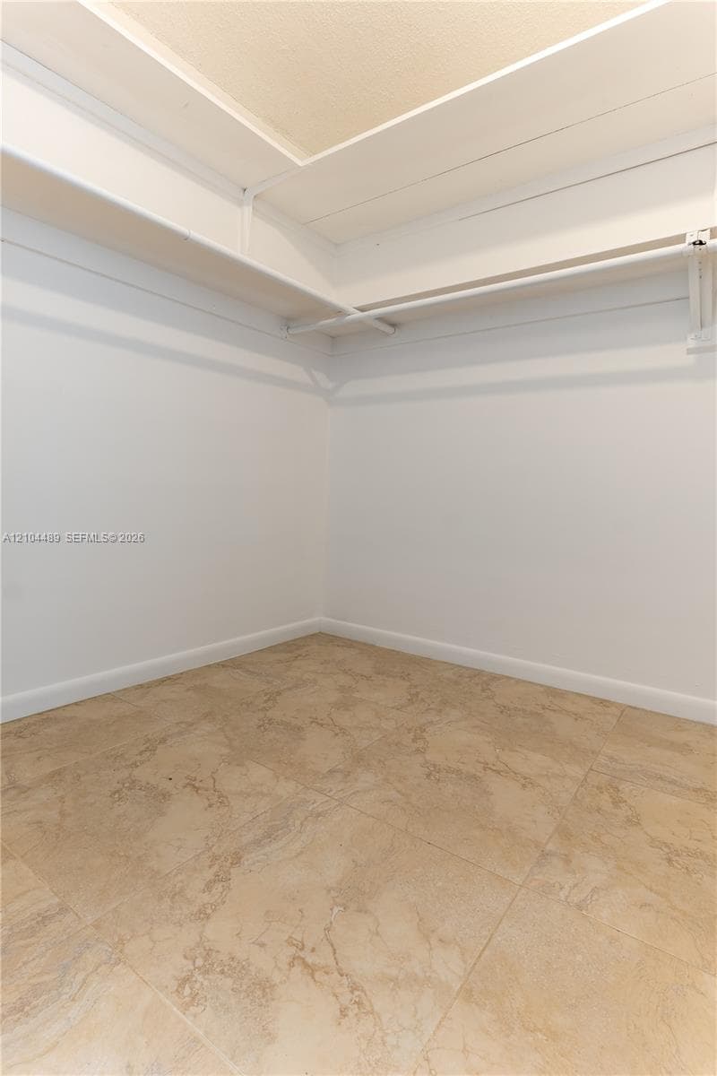 JADE WINDS GROUP-DAISY GA · #714-2 in Miami - Photo 21