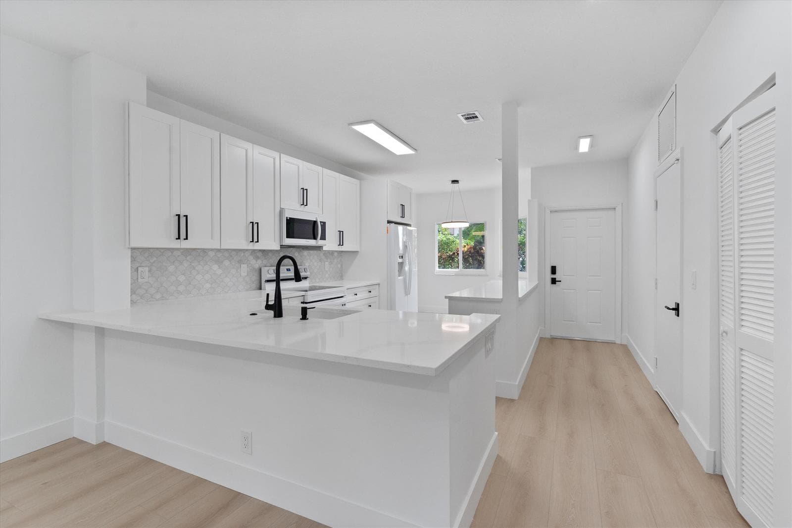 12-6809 Via Regina Boca Raton, FL-102