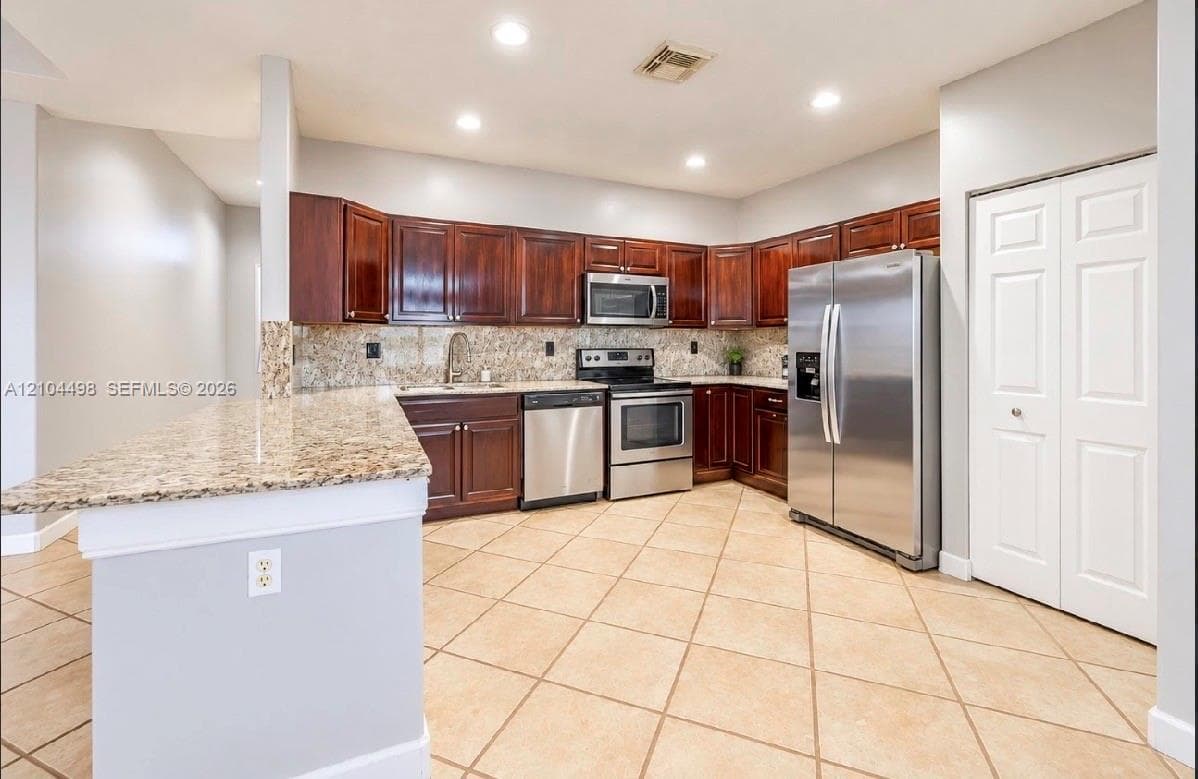 13821 SW 136th Pl #0 photo 16