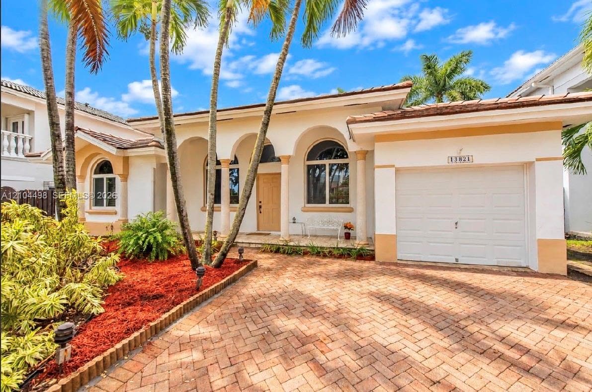 13821 SW 136th Pl #0 photo 1