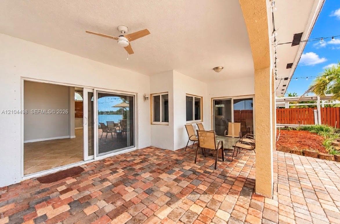 13821 SW 136th Pl #0 photo 9