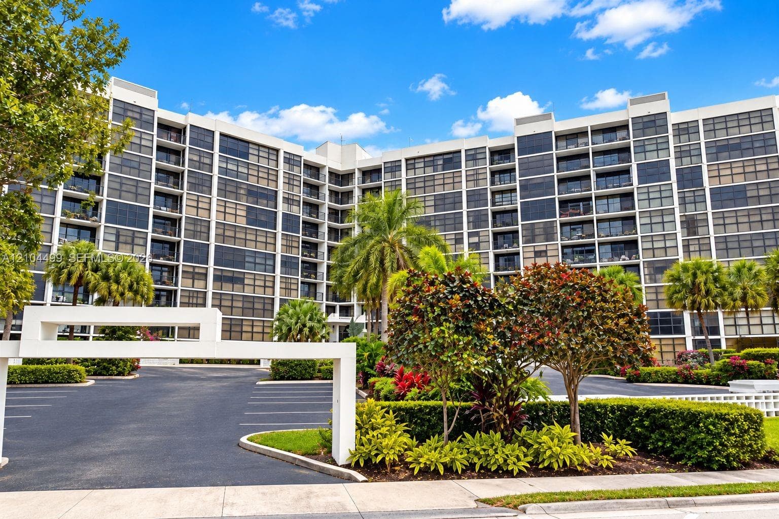 TOWERS OF OCEAN VIEW · #205 in Hallandale Beach - Photo 11