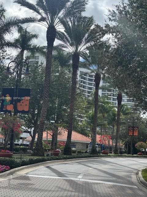 Mystic Pointe Tower 200 · #1005 in Aventura - Photo 28