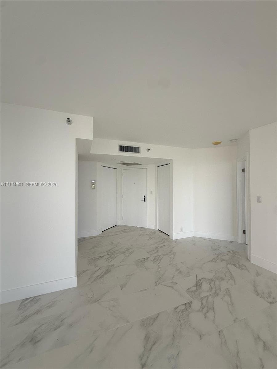 Mystic Pointe Tower 200 · #1005 in Aventura - Photo 9