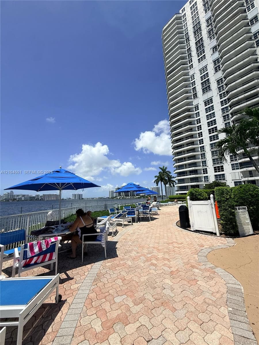 Mystic Pointe Tower 200 · #1005 in Aventura - Photo 40