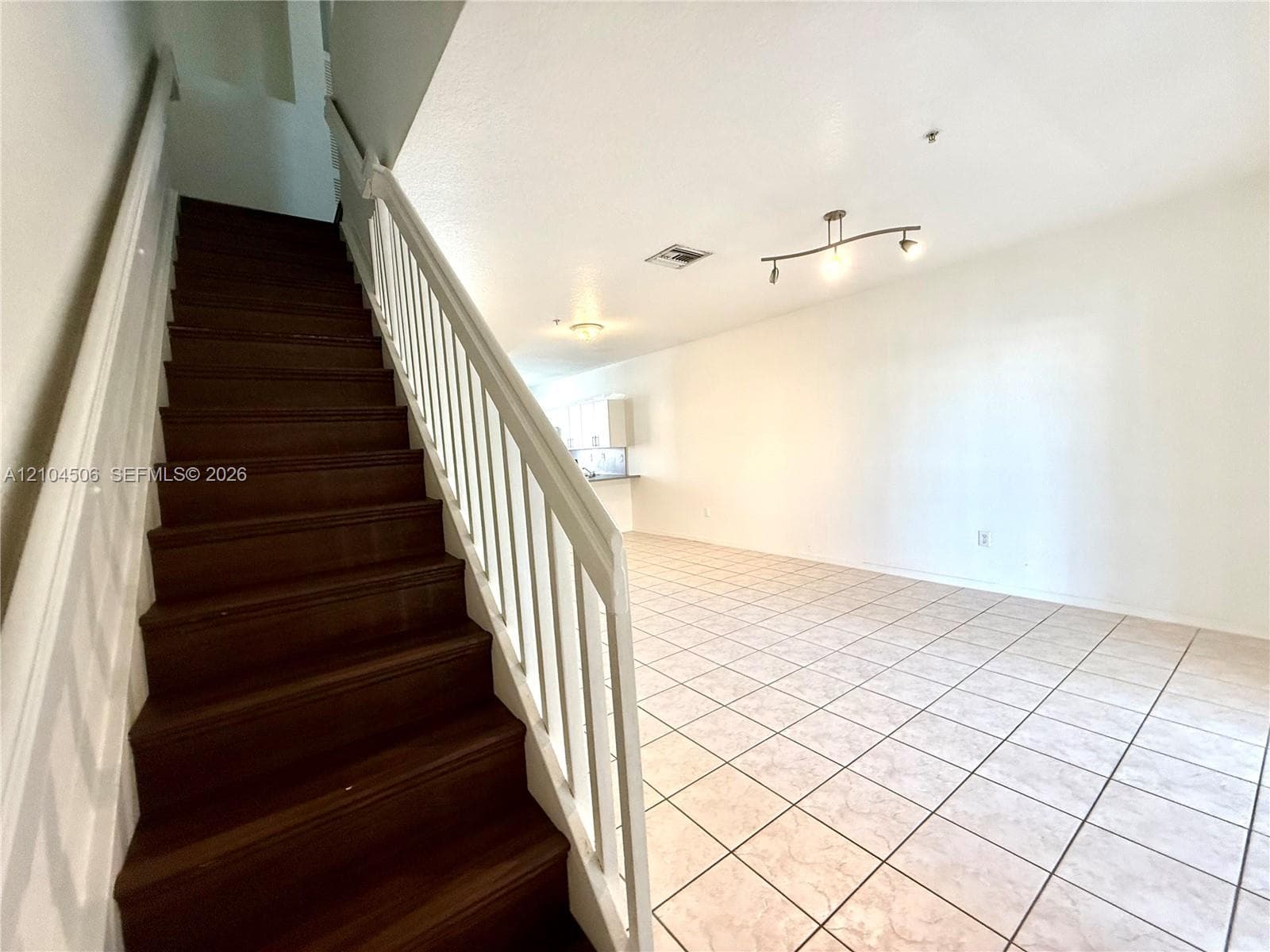 LAS BRISAS AT DORAL CONDO · #205 in Doral - Photo 17