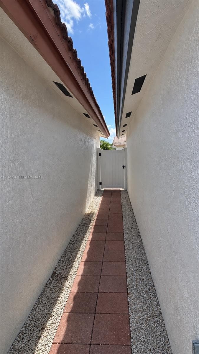 7001 W 35th Ave photo 12