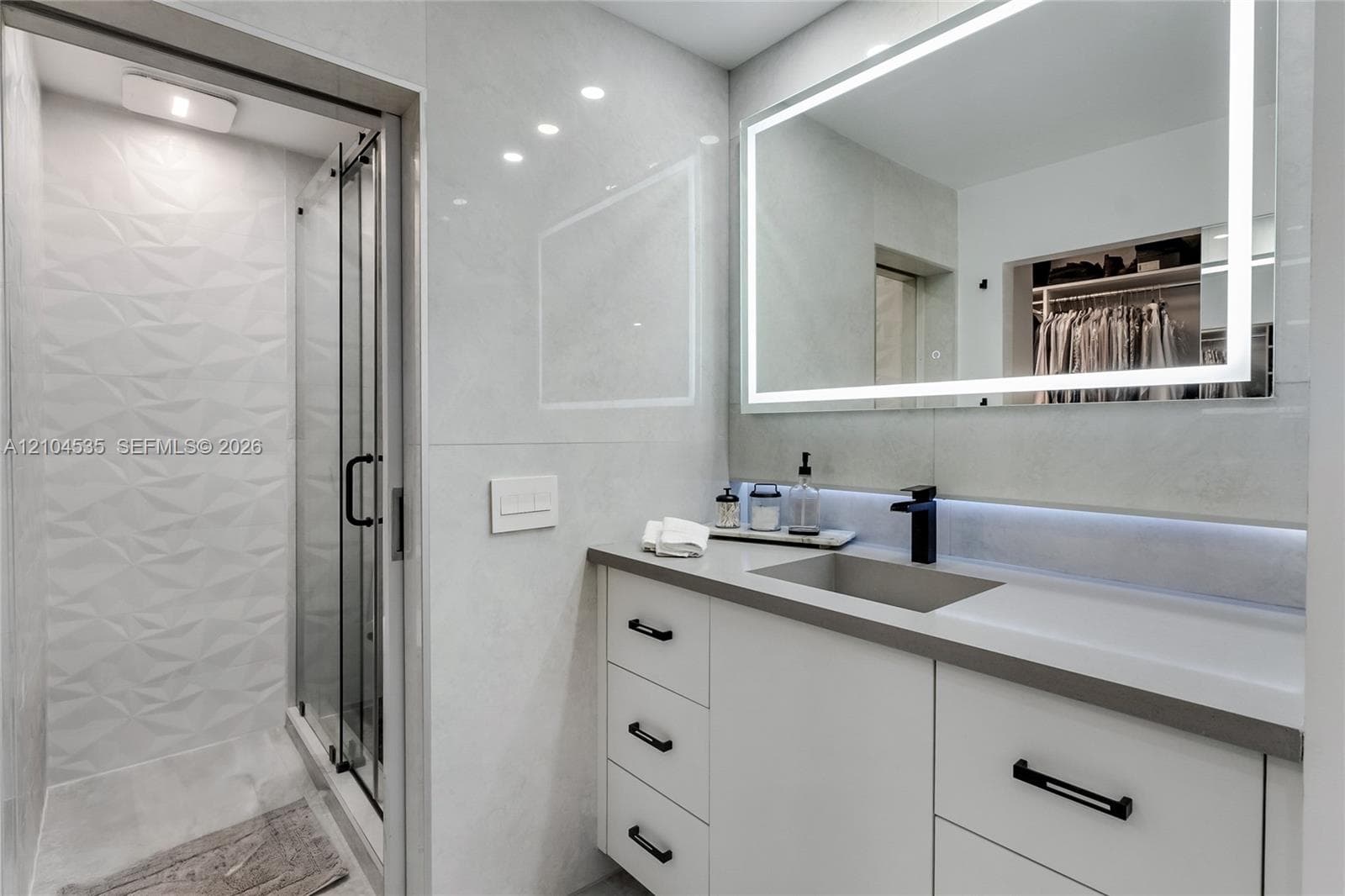COSTAIN VILLAS · #211-21 in Aventura - Photo 9