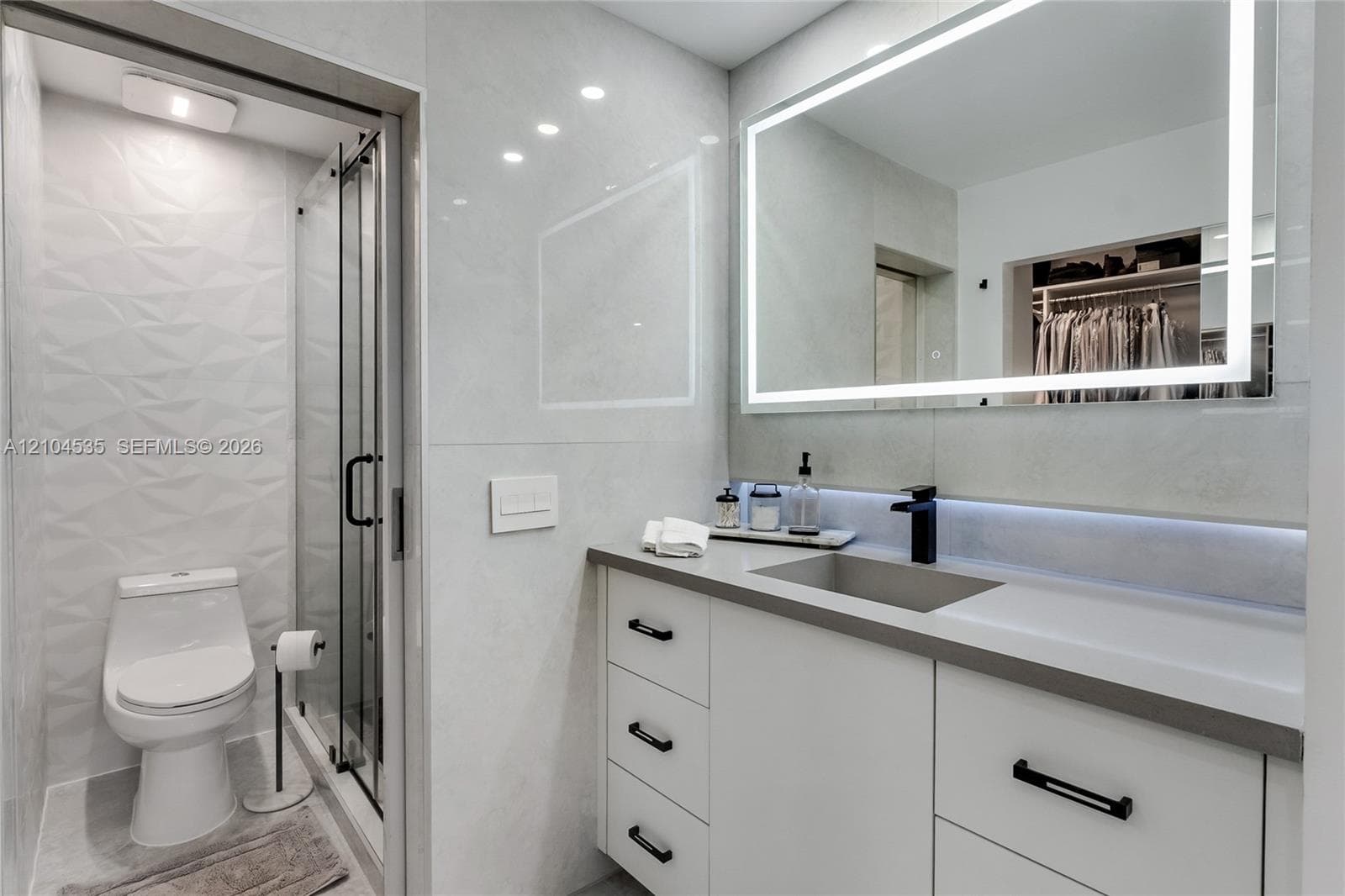 COSTAIN VILLAS · #211-21 in Aventura - Photo 8
