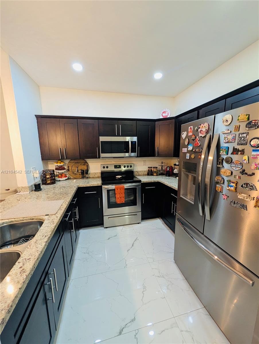 8137 NW 199th Ter #0 photo 32