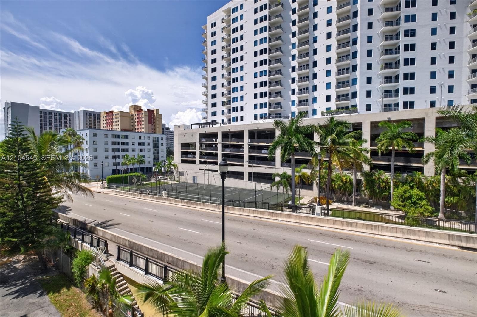 RIO CRISTAL · #301C in Miami - Photo 17