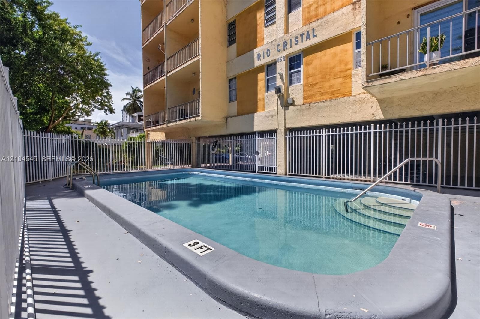 RIO CRISTAL · #301C in Miami - Photo 20