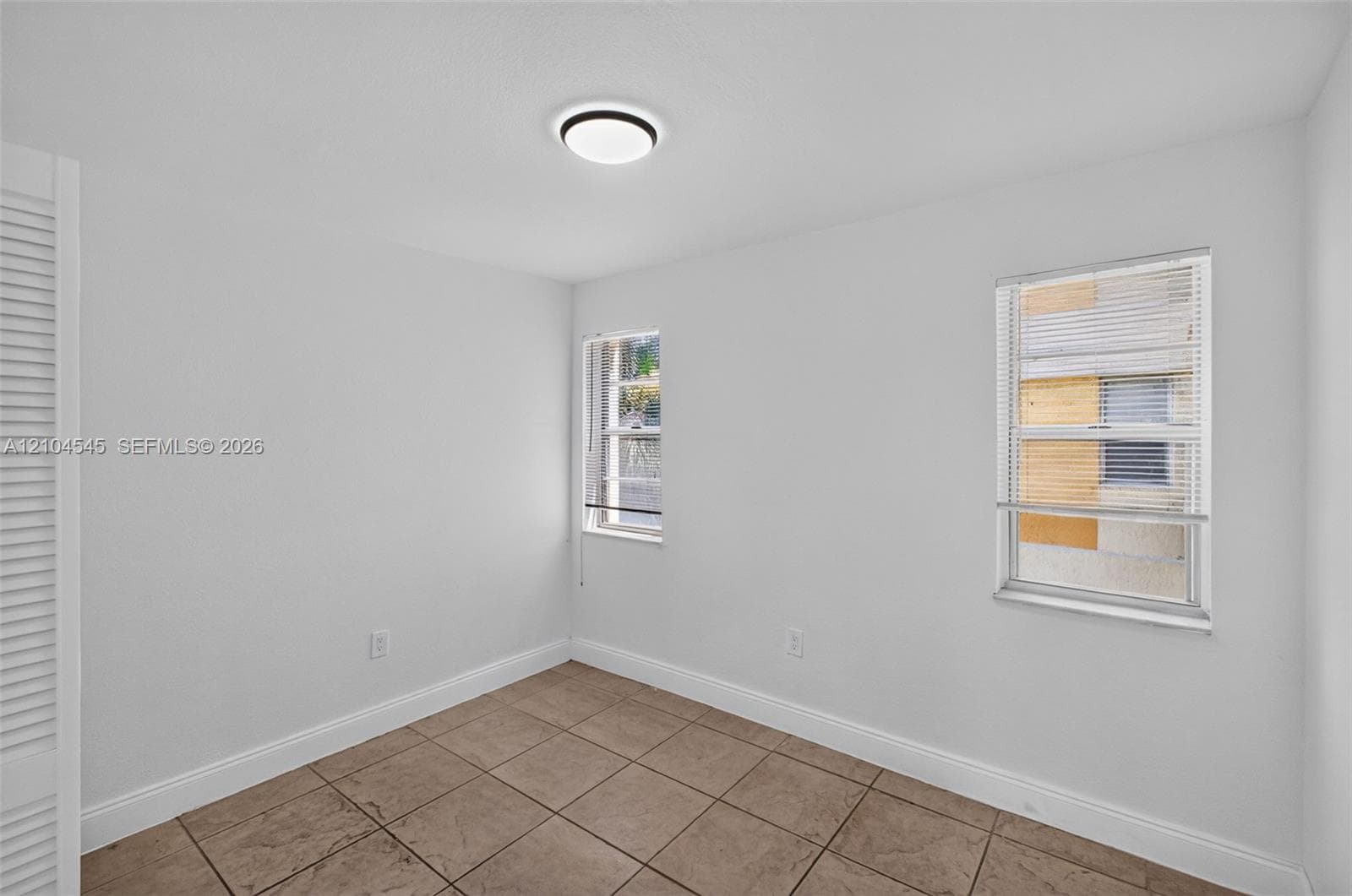 RIO CRISTAL · #301C in Miami - Photo 10