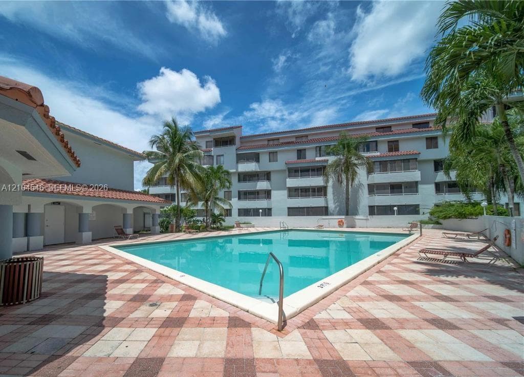 VERABELLA FALLS CONDO · #B-417 in Miami - Photo 27