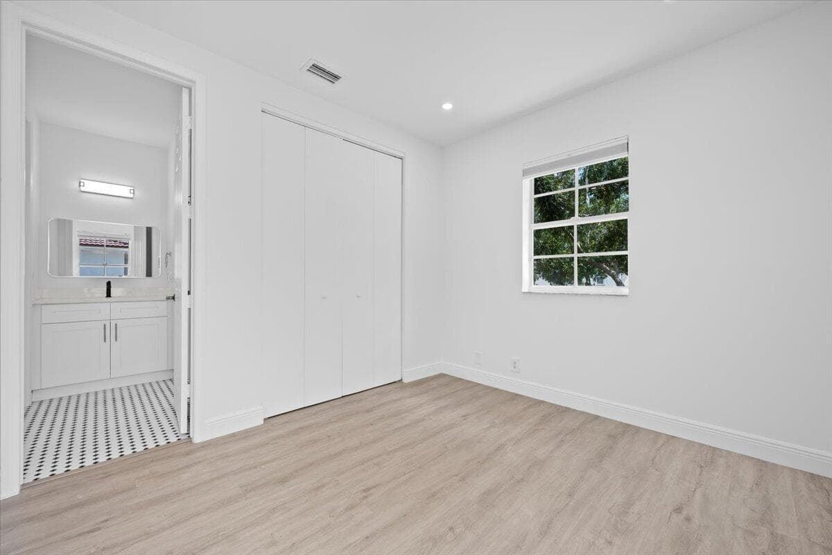 2nd Bedroom