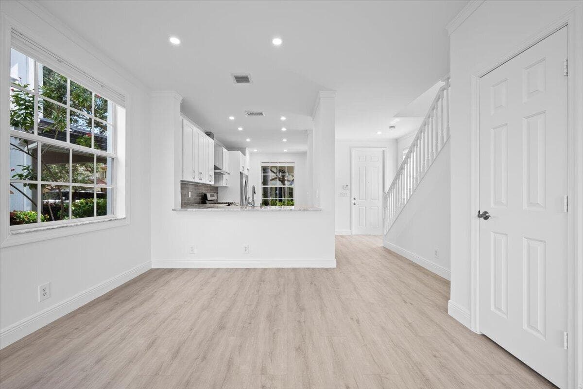 Great Room (Living / Dining Areas)
