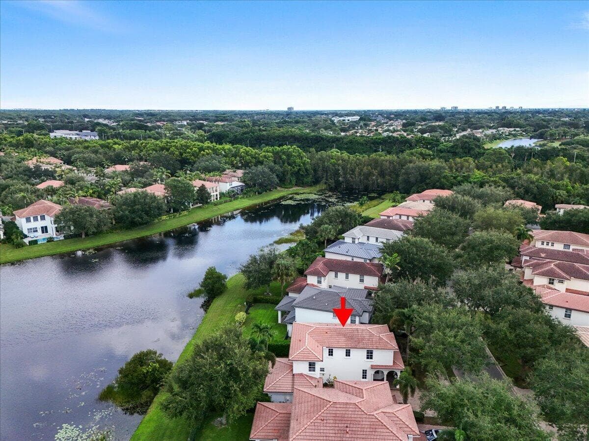 Stunning Lake Views