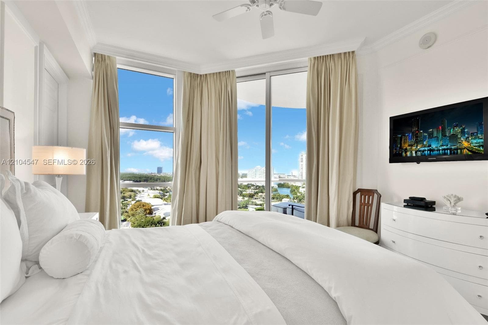Turnberry Ocean Colony · #1401 in Sunny Isles Beach - Photo 33