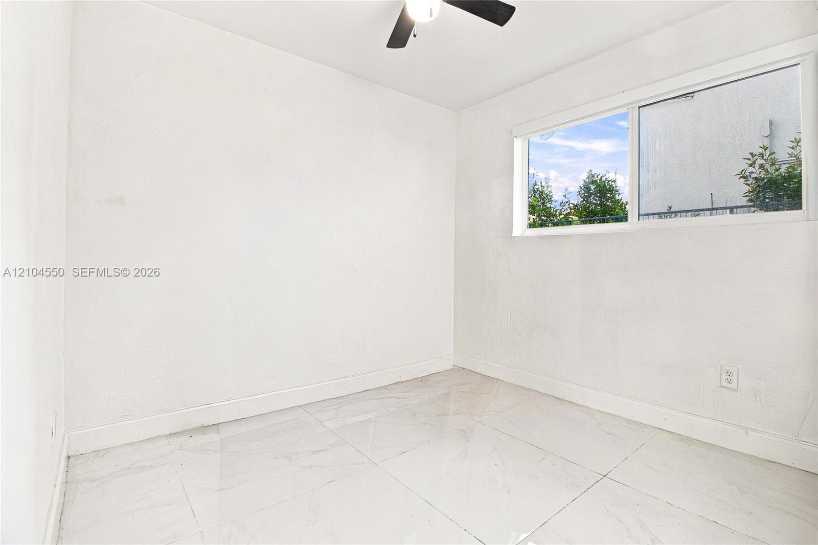 2932 NW 58th St photo 24