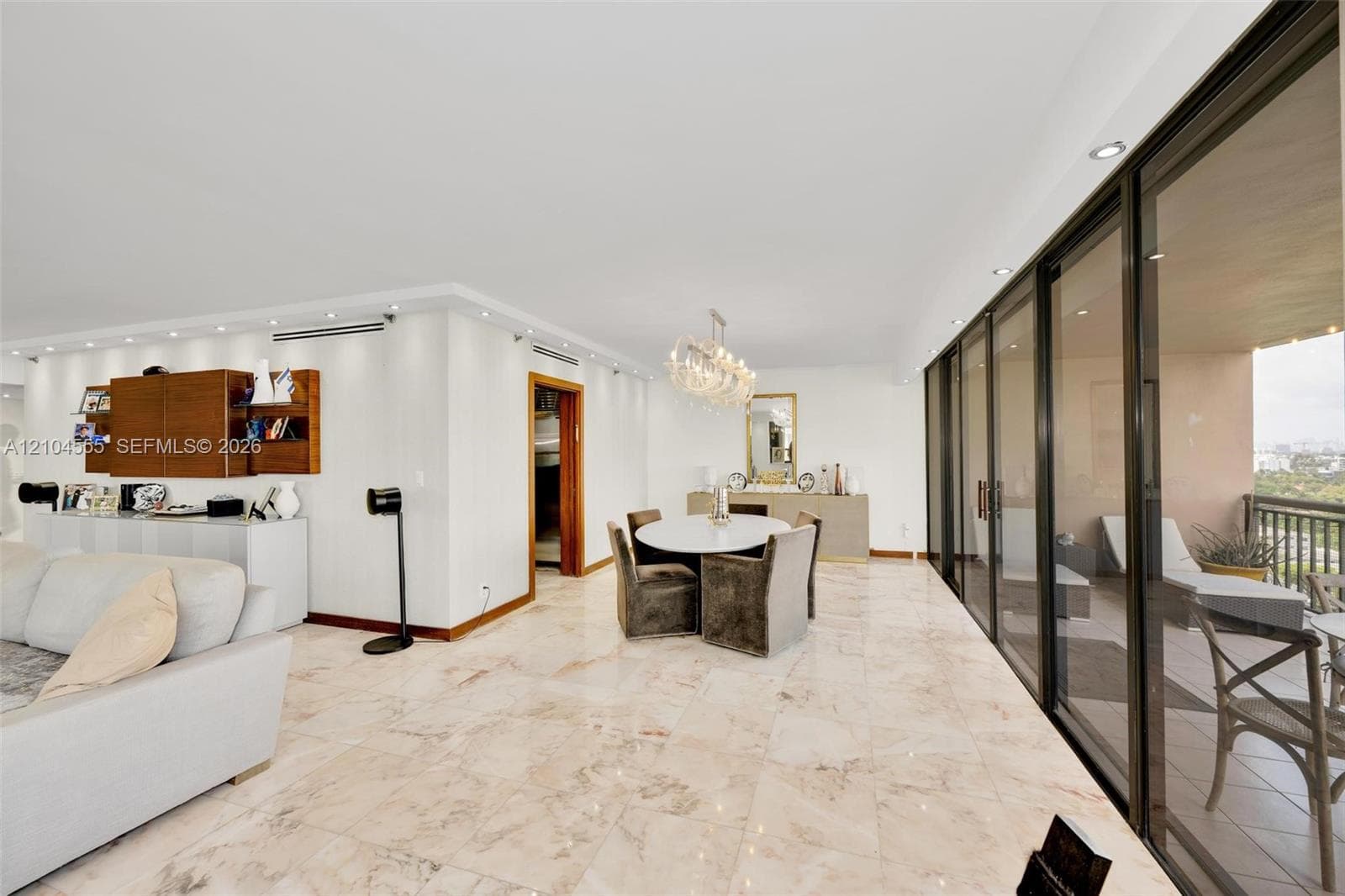 The Tiffany of Bal Harbour · #1207 in Bal Harbour - Photo 7