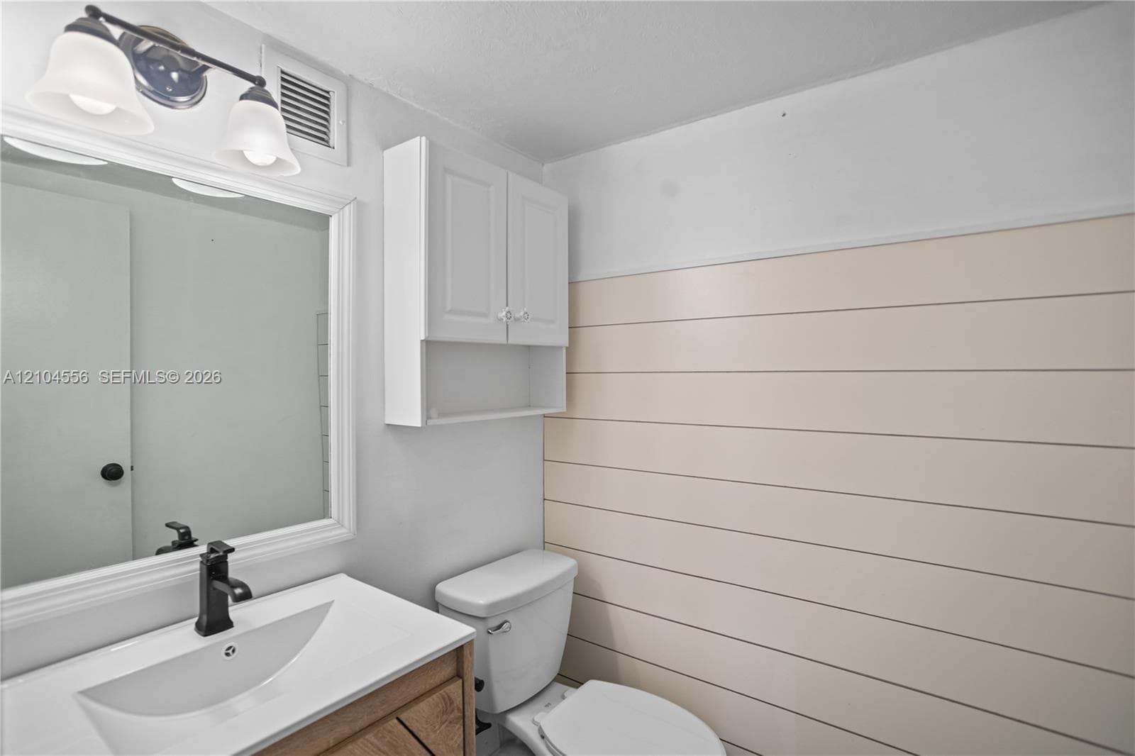 DESOTO PARK NORTH CONDO · #107 in Hallandale Beach - Photo 10