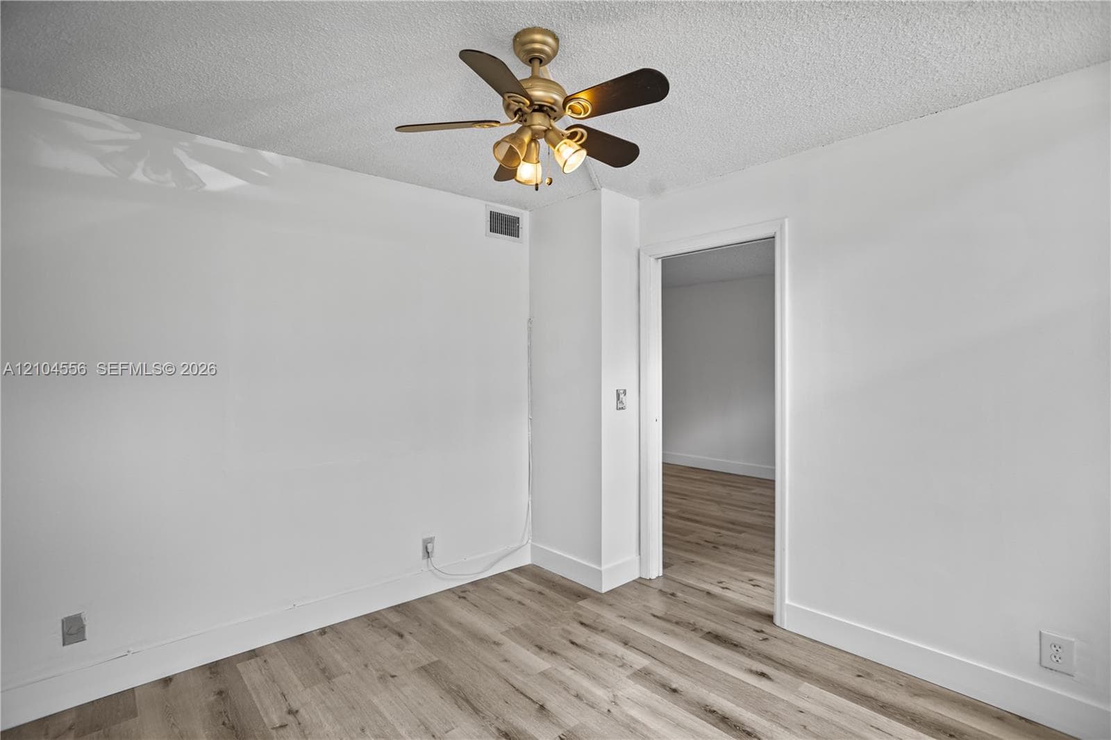 DESOTO PARK NORTH CONDO · #107 in Hallandale Beach - Photo 31