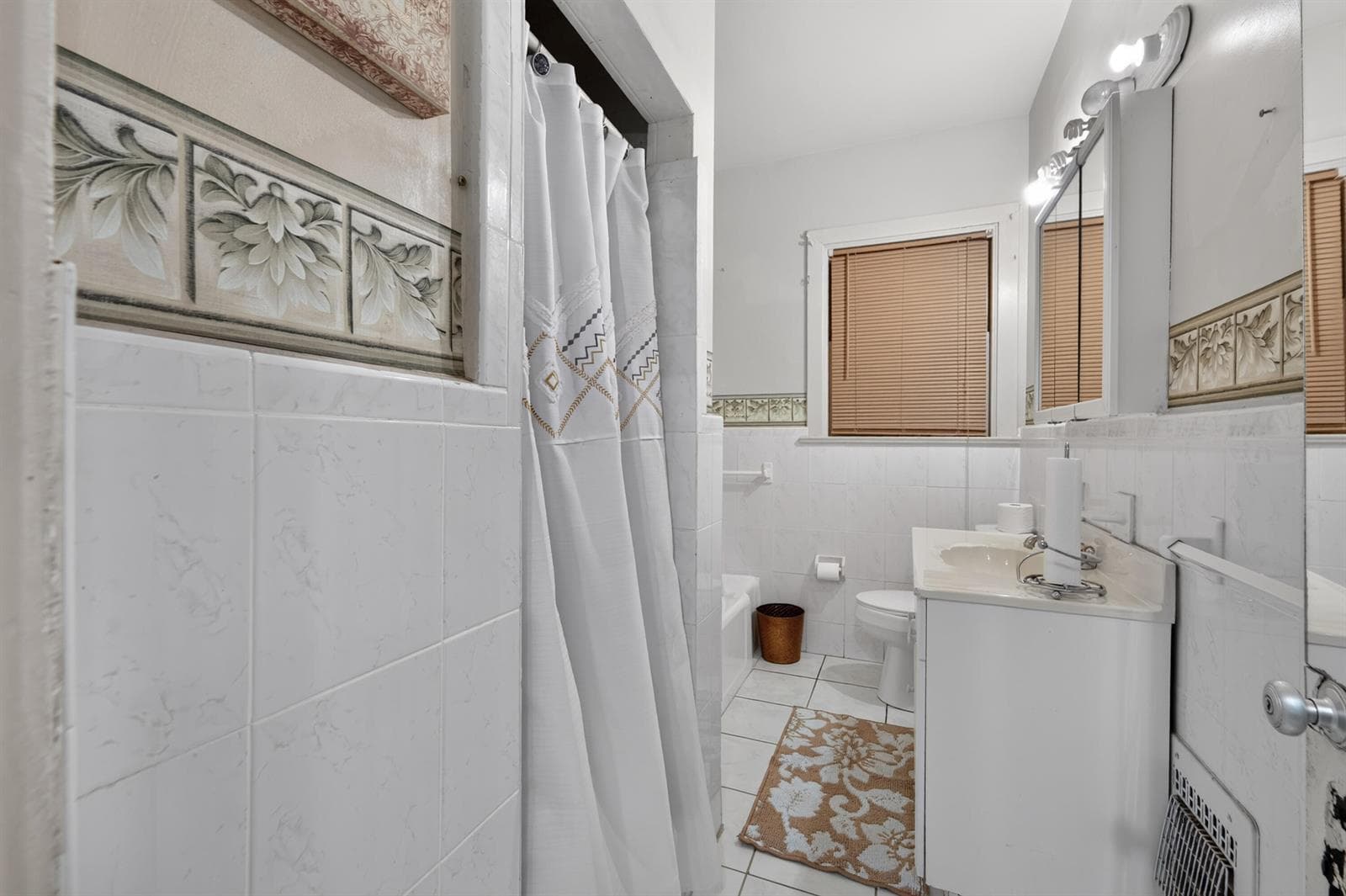 Main Bathroom