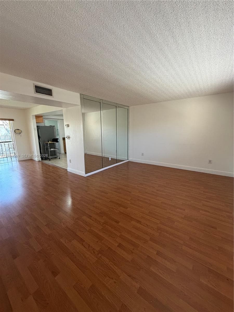 KENDALL ACRES WEST CONDO · #318E in Miami - Photo 1