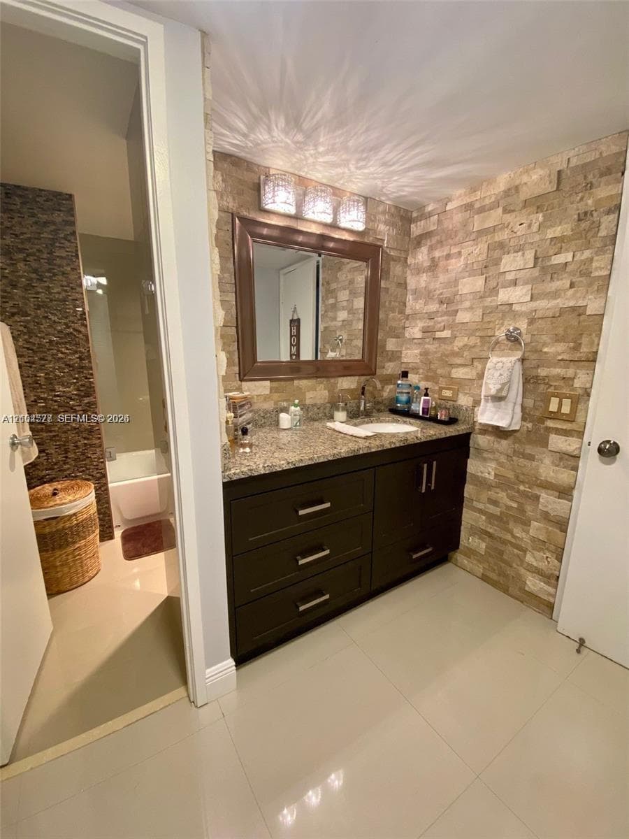 FLAMENCO CONDO TOWER I · #508 in Aventura - Photo 18