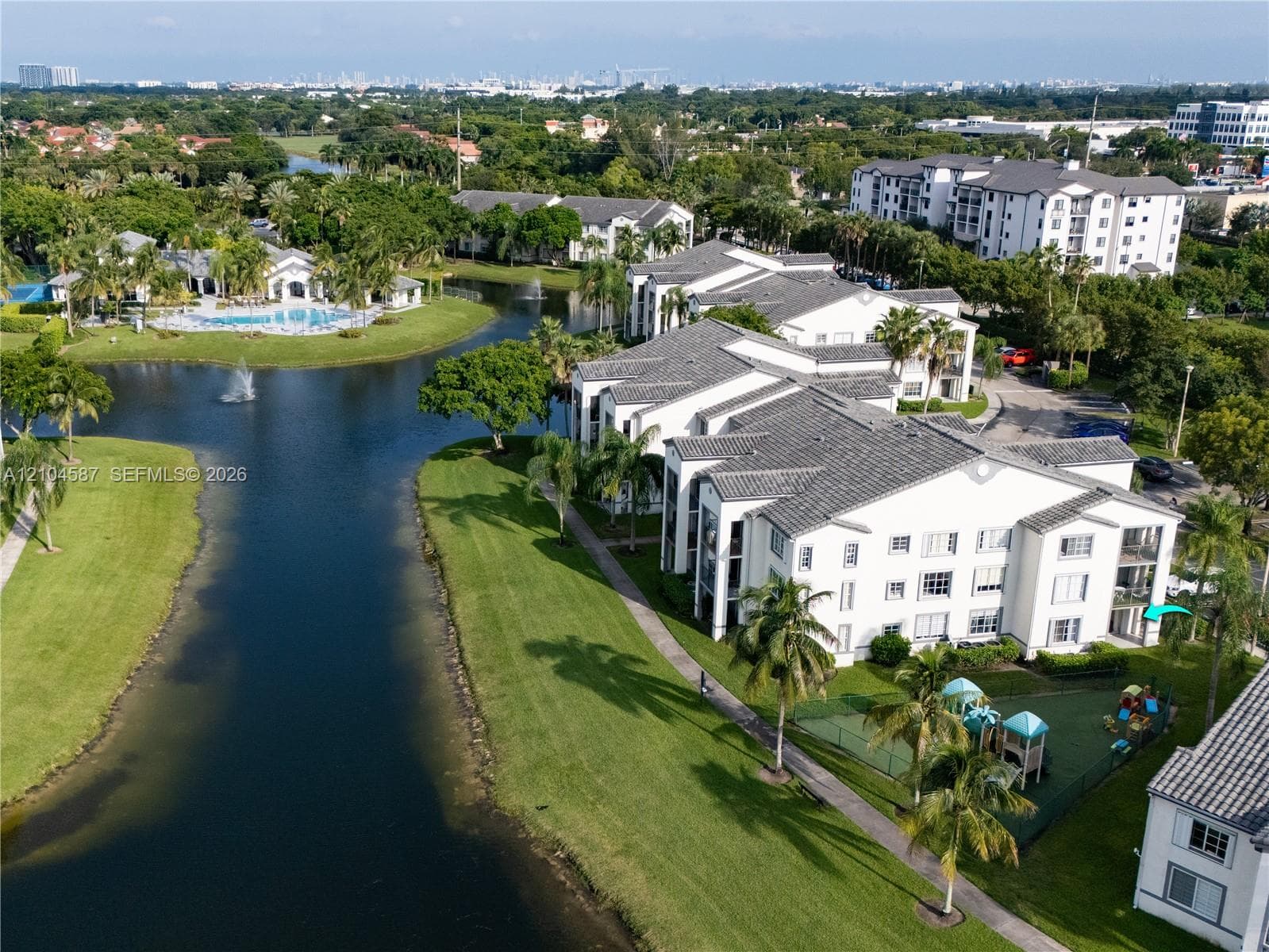 ENCLAVE AT DORAL · #101 in Doral - Photo 2