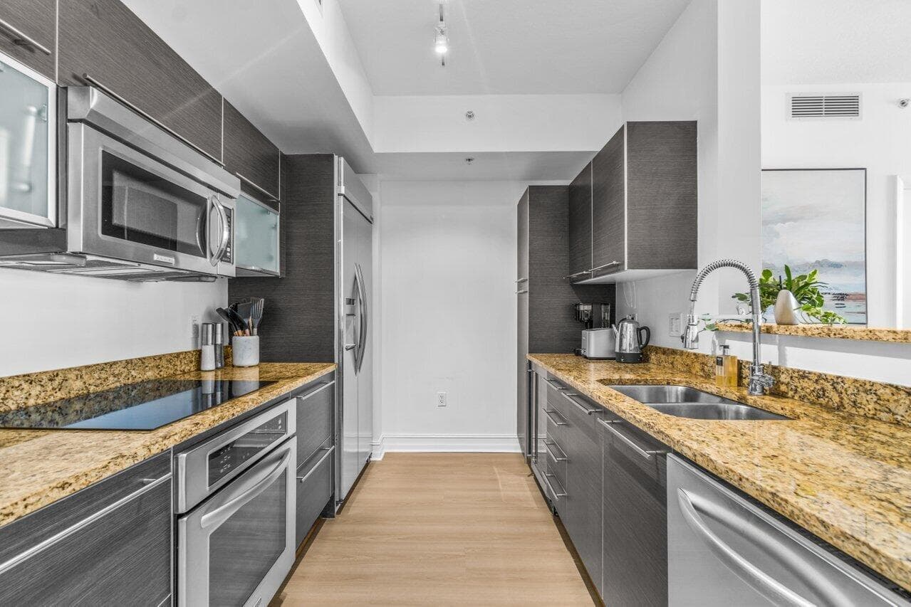 Kitchen, All Stainless Stel Appliances